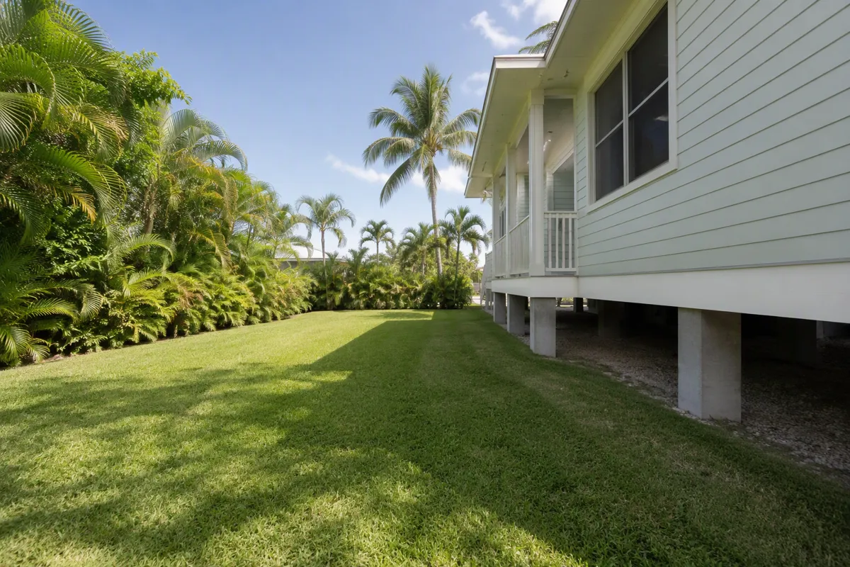 1. The Size and Accessibility of the Home: structural engineer foundation inspection cost