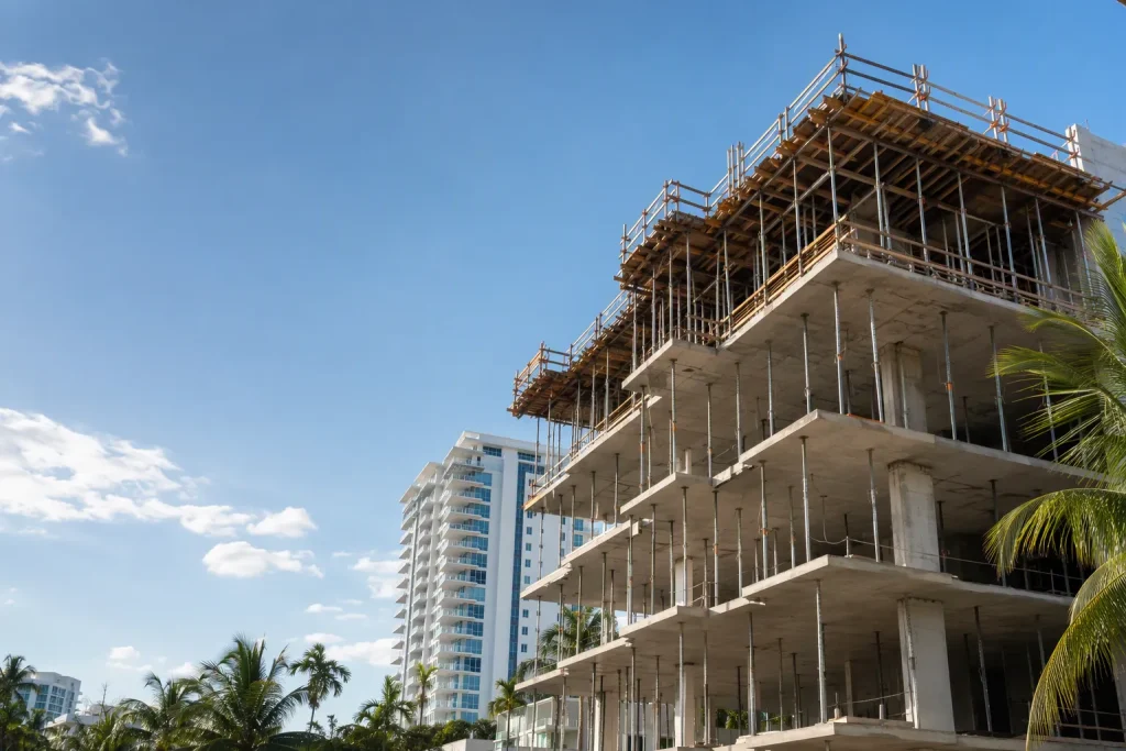 Shoring inspections Fort Lauderdale on elevated slab formwork with posts and blue sky